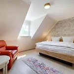 Landhausvilla Herrgarden * Prerow